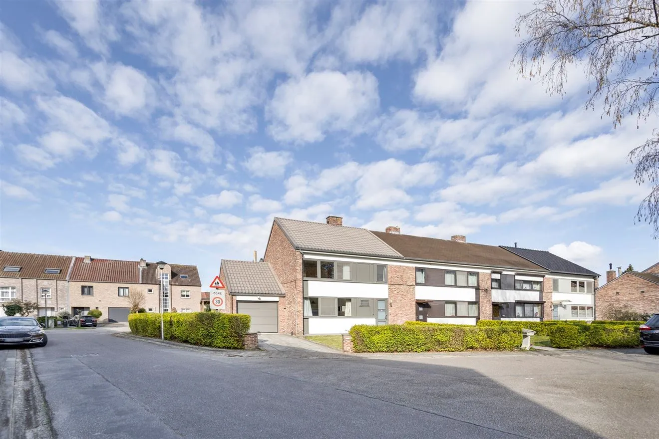 Huis Te Koop - 3500 Hasselt BE Image 2